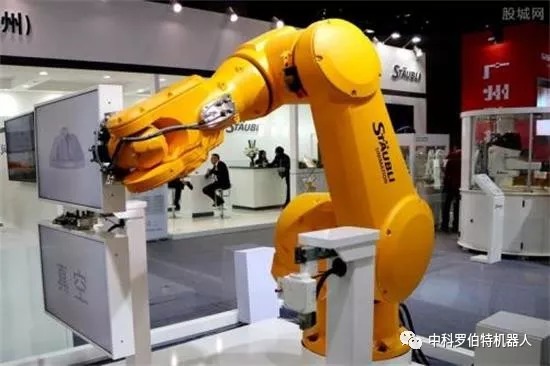我国的工业机器人要有怎样的发展方向