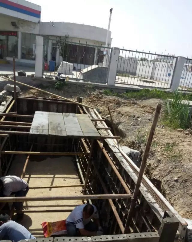 加油站建应急池,